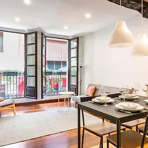 Siete Calles / Art Apartamento Bilbao